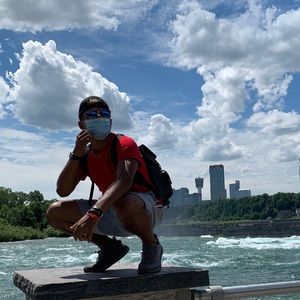 Meet your Posher, Daniel